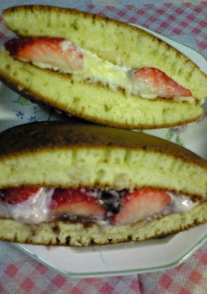 ♡いちご生どら＆いちごカスタードどら焼き-レシピのメイン写真