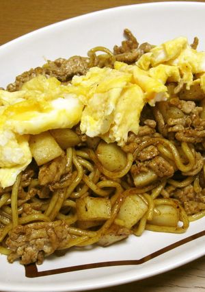 ジャガ＆豚ひき肉で焼きそば-レシピのメイン写真
