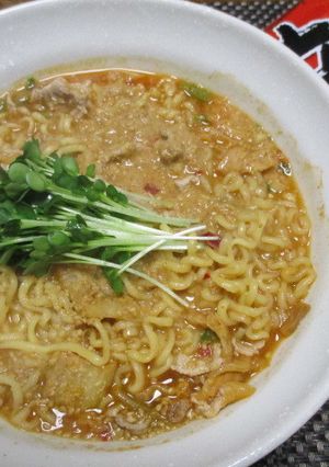 おひとりさまの辛ラーメンで担担麺風-レシピのメイン写真