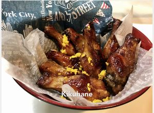 鳥手羽元で皮パリパリチキン➕柚子風味-レシピのメイン写真