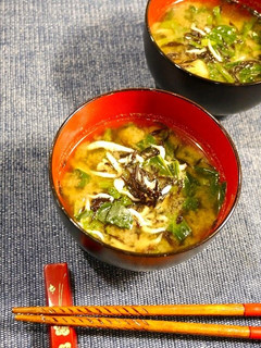 鉄分補給!ほうれん草とひじきのお味噌汁-レシピのメイン写真