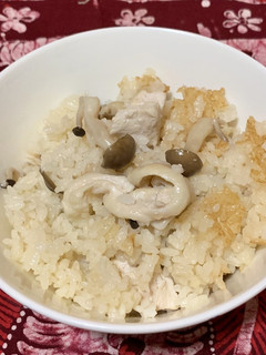 鶏胸肉としめじの炊き込みご飯-レシピのメイン写真