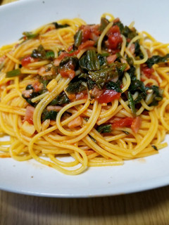 簡単!ほうれん草とベーコンのトマトパスタ-レシピのメイン写真
