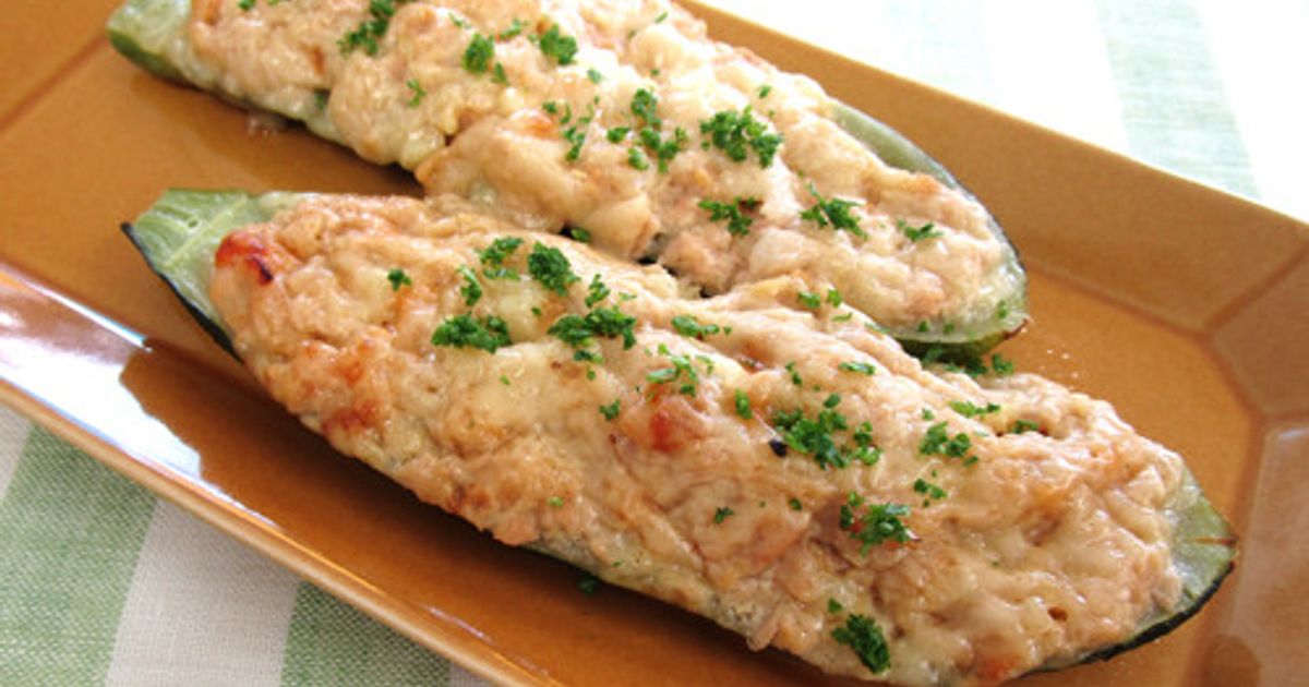 ずっき〜に ズッキーニのツナ入りボート焼き by パロマレシピ