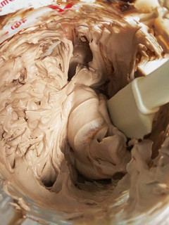 簡単に出来る~チョコホイップクリーム☆-レシピのメイン写真