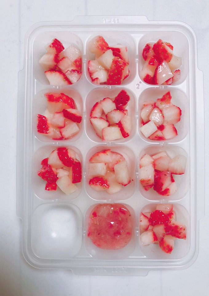 【離乳食 中後期】いちご 冷凍保存-レシピのメイン写真