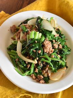ほうれん草と玉ねぎの肉味噌炒め-レシピのメイン写真