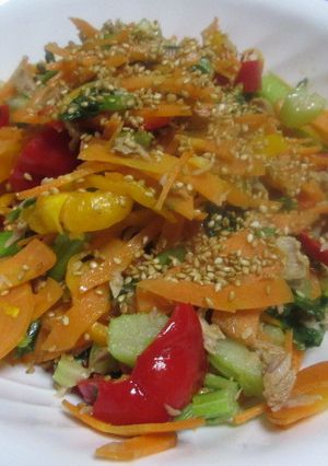 セロリと緑黄色野菜とツナ炒め-レシピのメイン写真