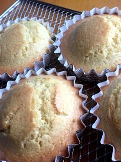 ココナッツオイルでゆずマドレーヌ-レシピのメイン写真