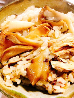 簡単!鯖の水煮缶と舞茸の炊き込みご飯♡-レシピのメイン写真