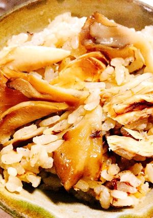 簡単！鯖の水煮缶と舞茸の炊き込みご飯♡-レシピのメイン写真