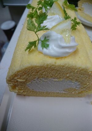 しっとり、ふわんなロールケーキ生地-レシピのメイン写真