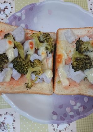 冬休みは食パンで簡単ピザ-レシピのメイン写真
