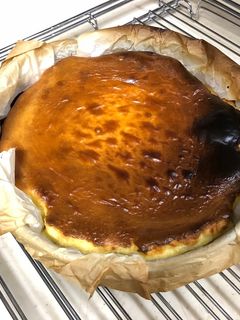 バスクチーズケーキ-レシピのメイン写真