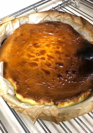 バスクチーズケーキ-レシピのメイン写真