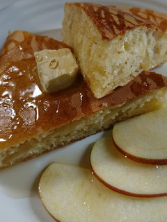 りんごのコンポート入りホットケーキ-レシピのメイン写真