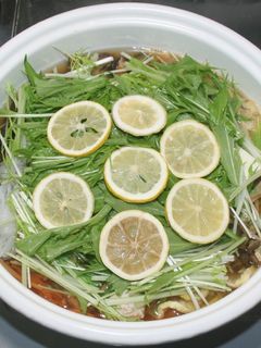 簡単☆さっぱり☆乾燥レモンの塩ちゃんこ鍋-レシピのメイン写真