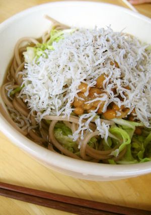 栄養たっぷり　納豆＆キャベツ＆しらすそば-レシピのメイン写真