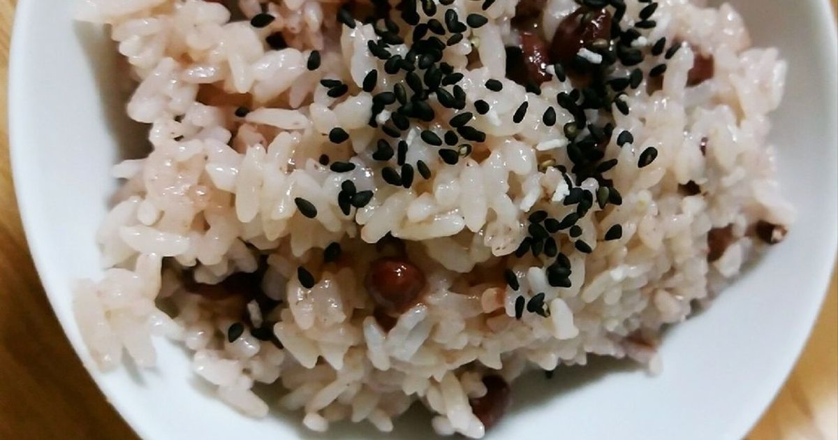 切り餅と赤飯の素と炊飯器で超簡単赤飯 by らっきー