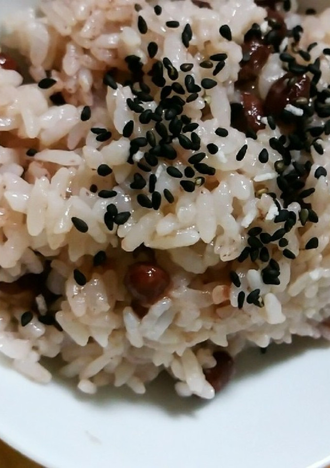 切り餅と赤飯の素と炊飯器で超簡単赤飯-レシピのメイン写真