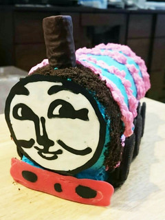 きかんしゃトーマスのゴードンロールケーキ-レシピのメイン写真