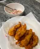 Deep fried shrimp and tartar sauce: エビフライとタルタルソース