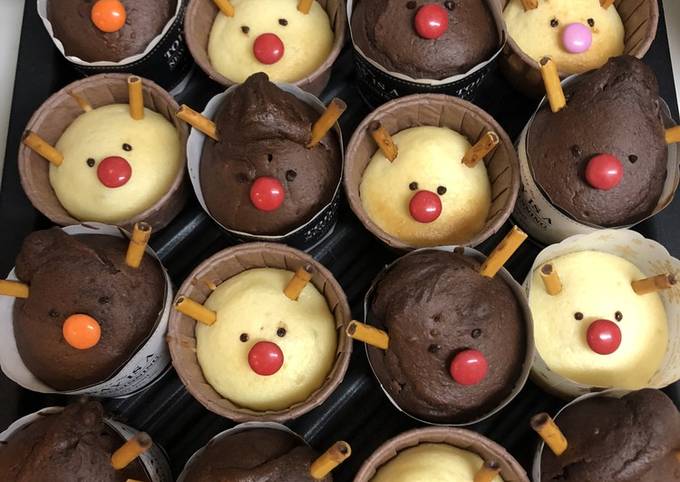 クリスマス☆トナカイ.サンタのカップケーキ