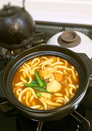 土鍋でカレーうどん-レシピのメイン写真