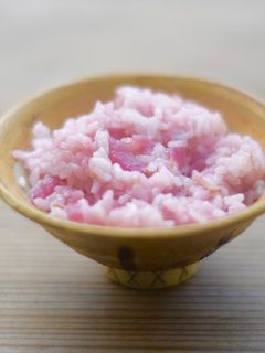 桜色の炊き込みごはん-レシピのメイン写真