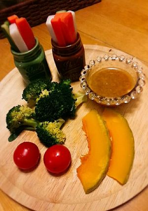 つけてますよ。野菜スティック味噌マヨ-レシピのメイン写真