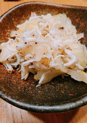 【身体喜ぶレシピ】セロリとじゃこ炒め-レシピのメイン写真