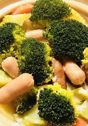 洋風コンソメ＆チーズ鍋☆ソーセージ寄せ鍋-レシピのメイン写真