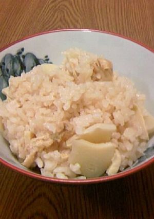 季節の食材でシンプルに**筍ごはん**-レシピのメイン写真
