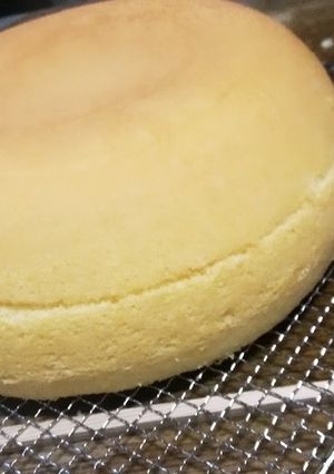 スポンジケーキを綺麗に水平に切る-レシピのメイン写真