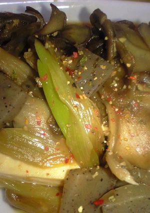 【低カロリー】豆腐と舞茸の味噌煮込み-レシピのメイン写真