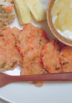 【離乳食手づかみ】ケチャップライスおやき-レシピのメイン写真