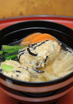 ボリューム&鉄分満点！ひじきの鶏団子汁-レシピのメイン写真