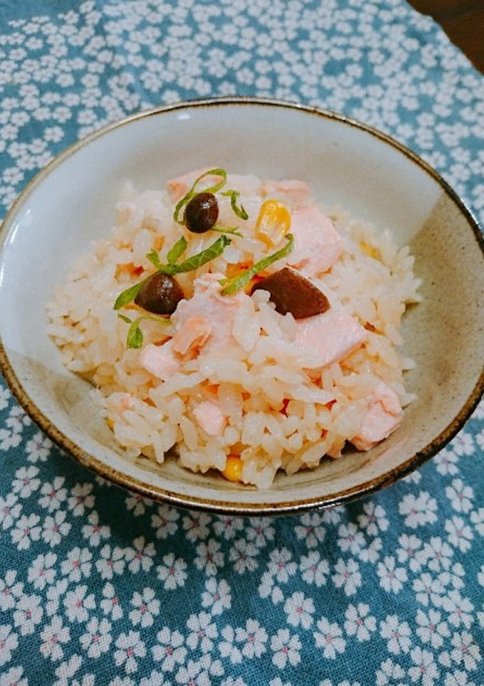 あたただしで秋鮭とコーンの炊き込みご飯-レシピのメイン写真