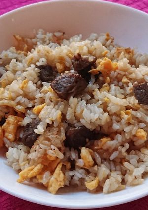 ステーキをつかった炒飯-レシピのメイン写真
