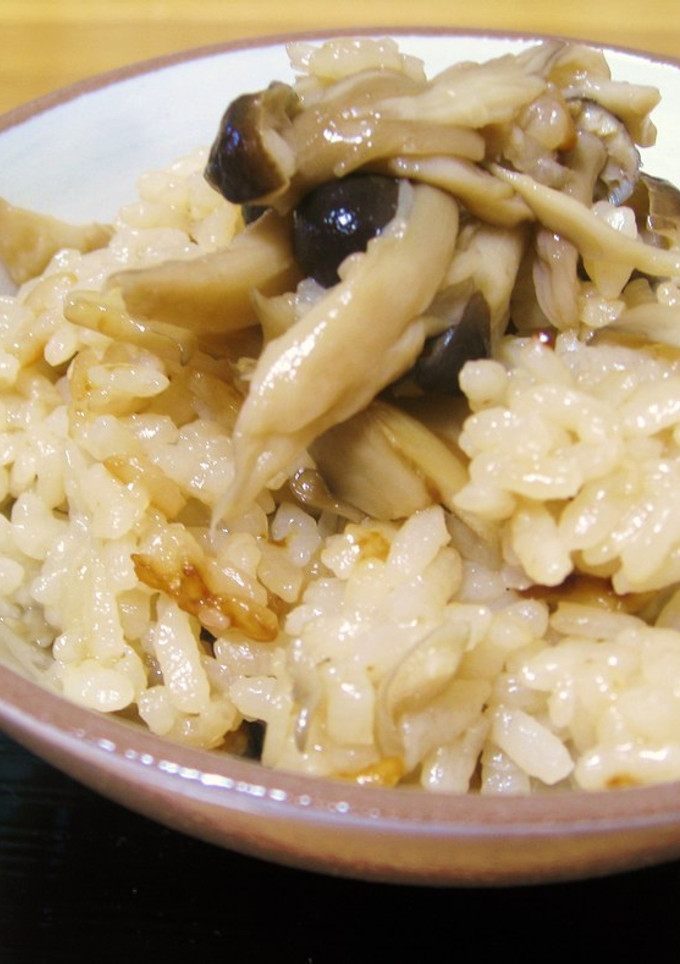 きのこたっぷり炊き込みご飯✿だし醤油-レシピのメイン写真