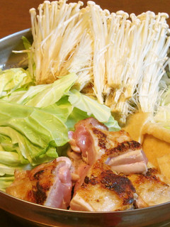 鶏もも肉とたっぷりキャベツの白ねぎ鍋-レシピのメイン写真