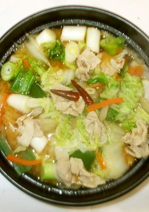 白菜のにんにく味噌鍋♪簡単豚肉で-レシピのメイン写真