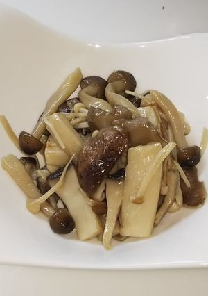 ホットクックで作るきのこのヘルシー蒸し煮-レシピのメイン写真