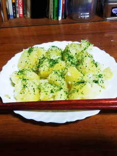 ふかしたジャガイモの青ノリかけ。-レシピのメイン写真
