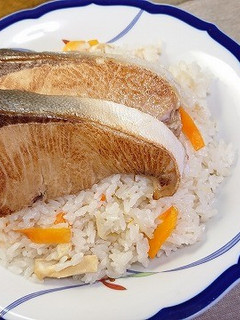 ぶりの炊き込みご飯-レシピのメイン写真