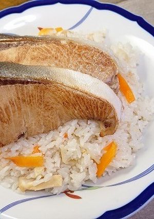 ぶりの炊き込みご飯-レシピのメイン写真