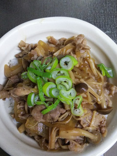 シャキシャキきのこ豚肉丼-レシピのメイン写真