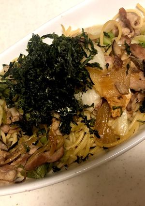 炙り海苔とシンプルなバター醤油パスタ-レシピのメイン写真