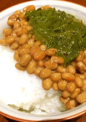 水戸の食卓より♪めかぶ納豆-レシピのメイン写真