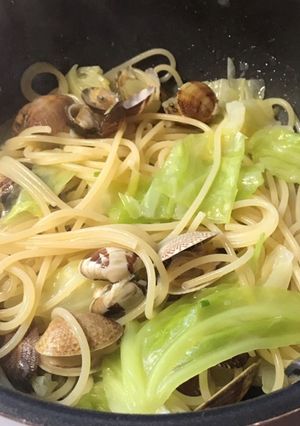 お手軽・キャベツのボンゴレビアンコ-レシピのメイン写真